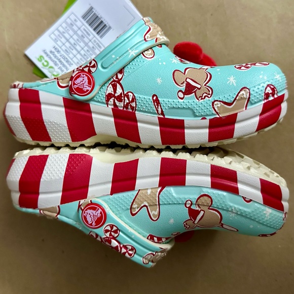 NWT Crocs Disney Parks Mickey Mouse Holiday Treats Classic Clogs - Picture 2 of 8